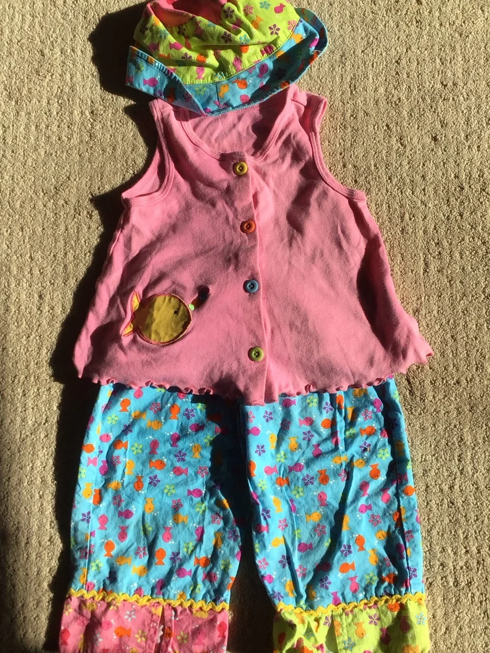 Girls Fishy Top/Pants Outfit - Size 4T